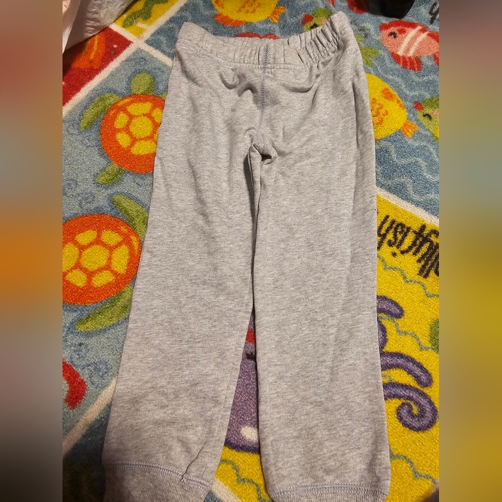 🌟⭐️ 4t child sweat pants ⭐️🌟